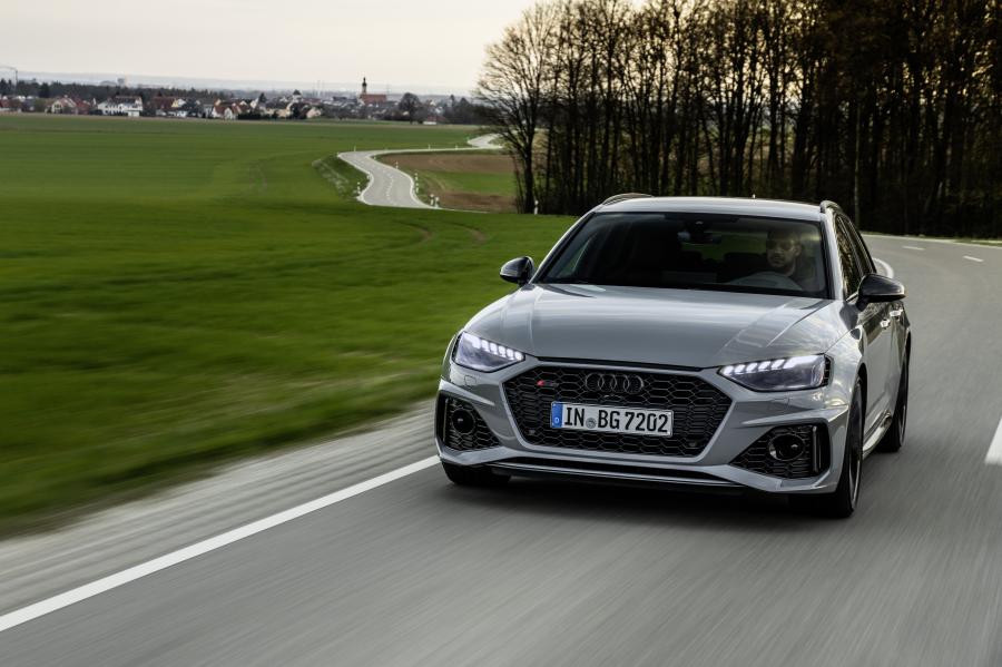  Audi RS4 Avant (B9) 2019 года  (WW) (фото 63 из 67)